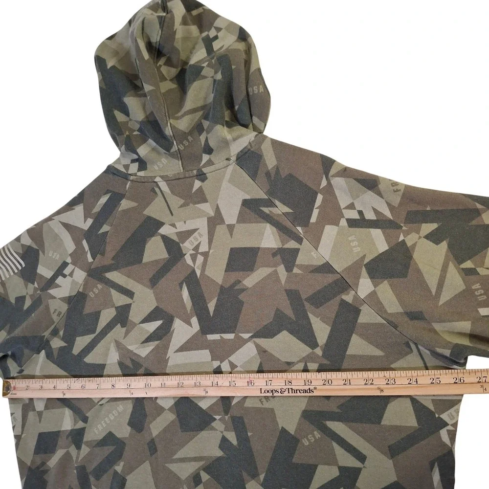 Under Armour Freedom USA Hoodie Men's Large Camo Geometric Pullover Sweatshirt